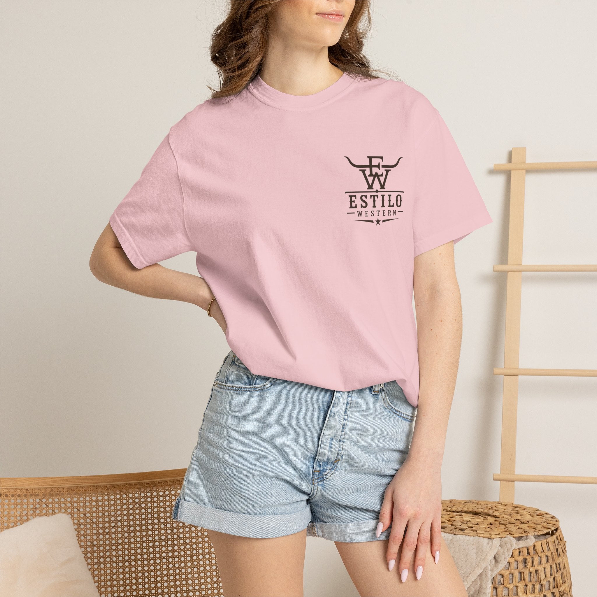 Western Estilo Graphic T-Shirt — Cowhide Logo Print