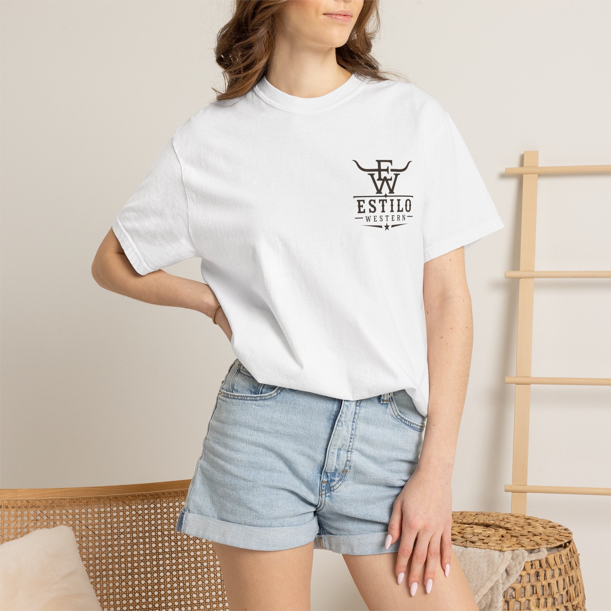 Western Estilo Graphic T-Shirt — Cowhide Logo Print