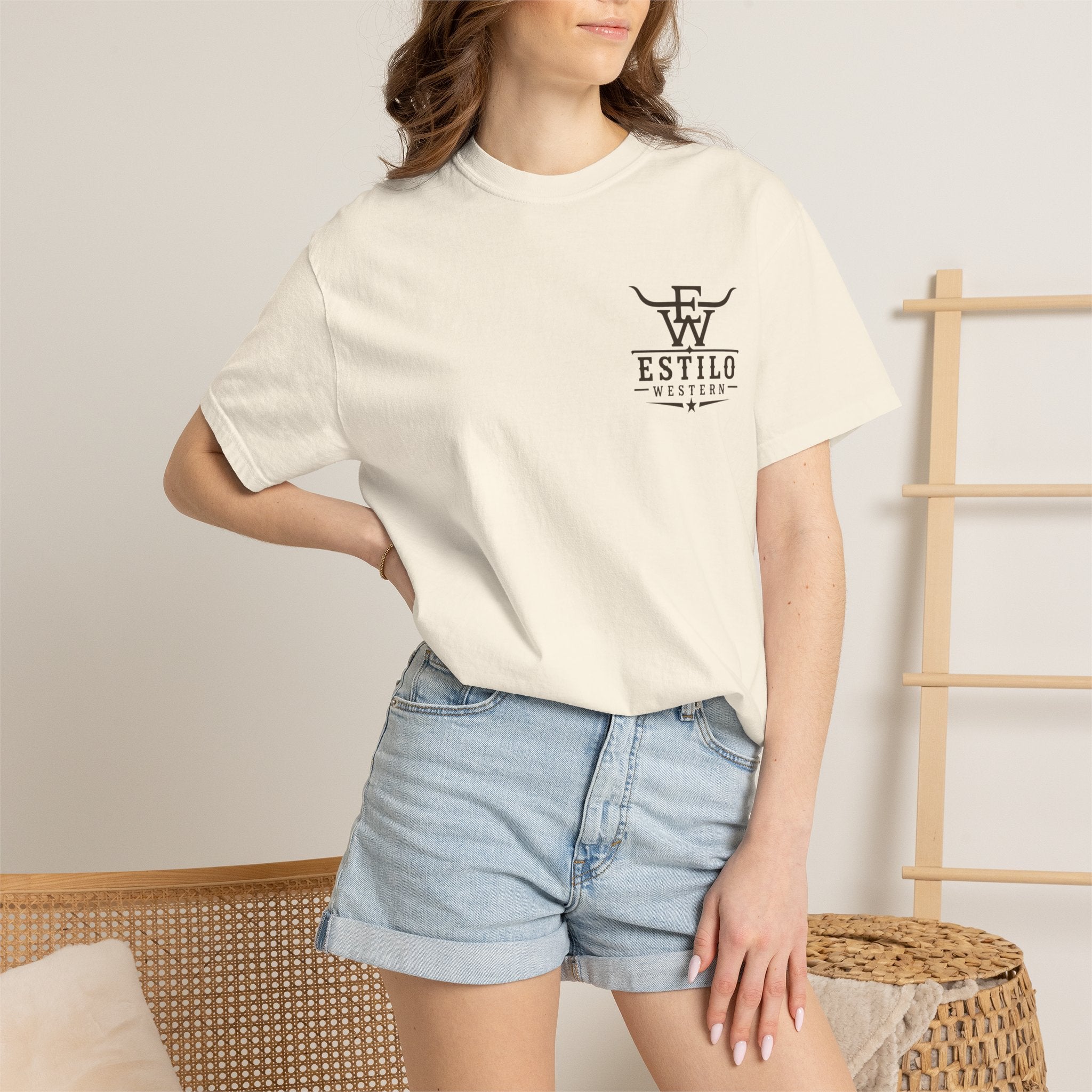 Western Estilo Graphic T-Shirt — Cowhide Logo Print