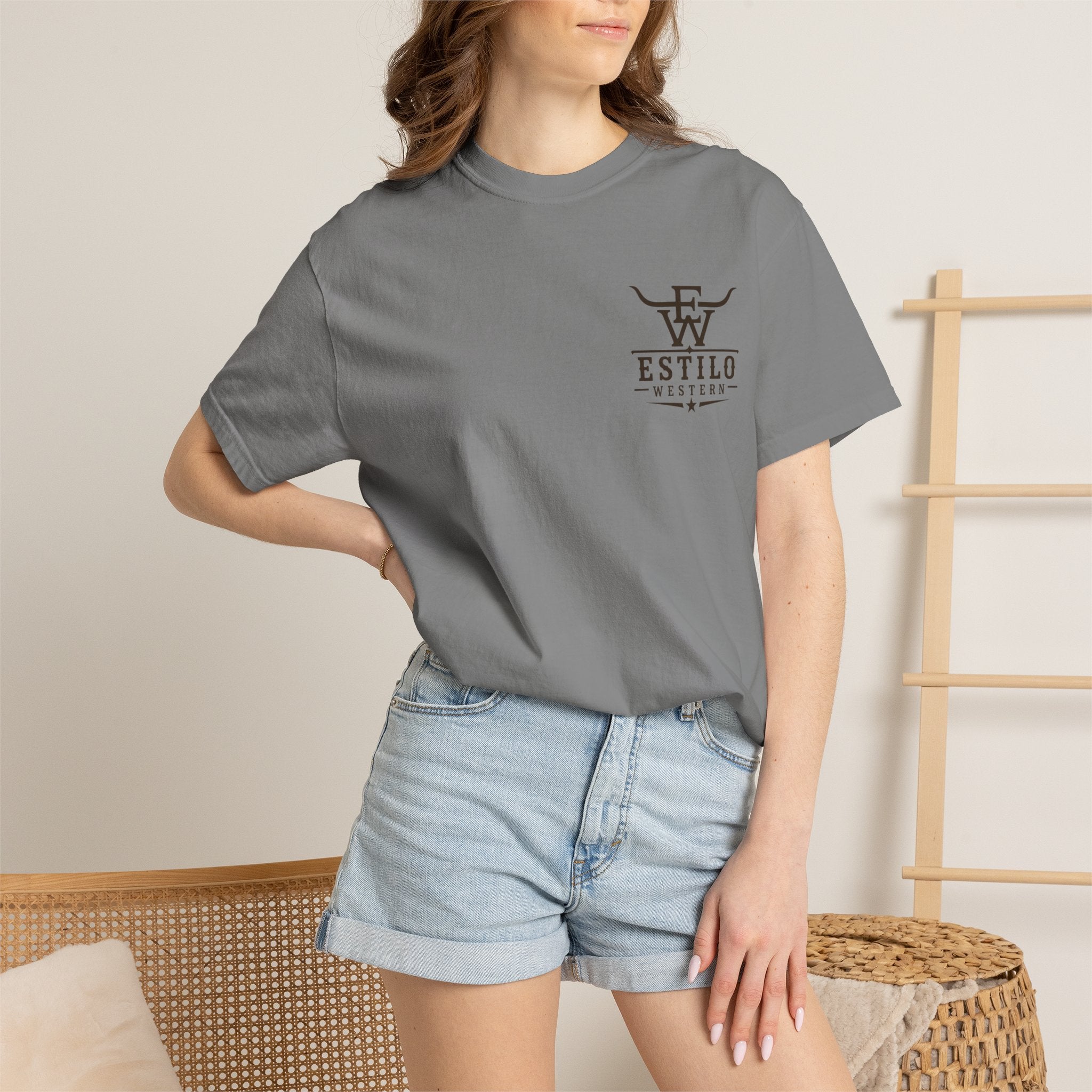 Western Estilo Graphic T-Shirt — Cowhide Logo Print